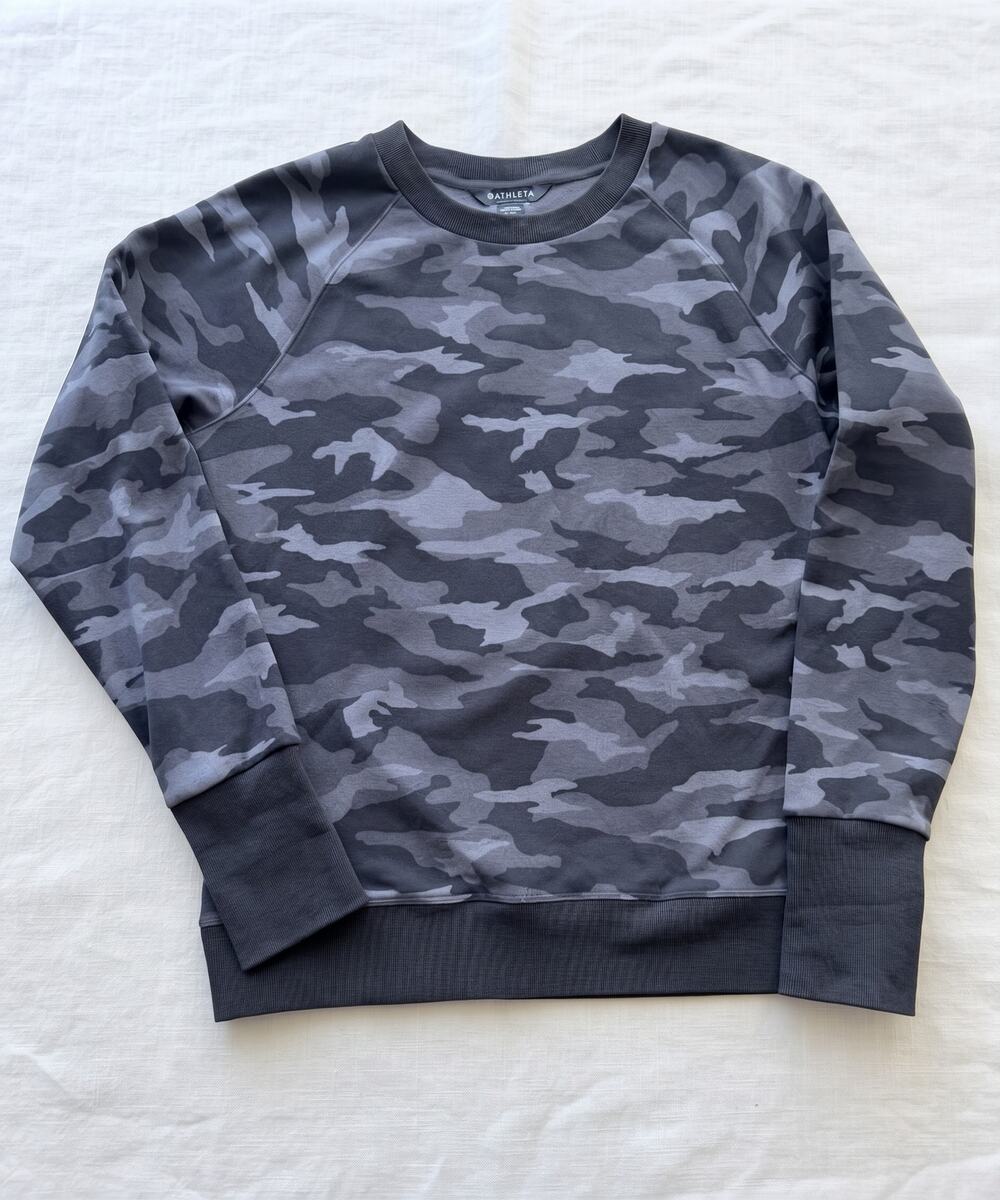 Athleta Womens Camo Sweatshirt, Size M, Long Sleeve Pullover, Athleisure Layer